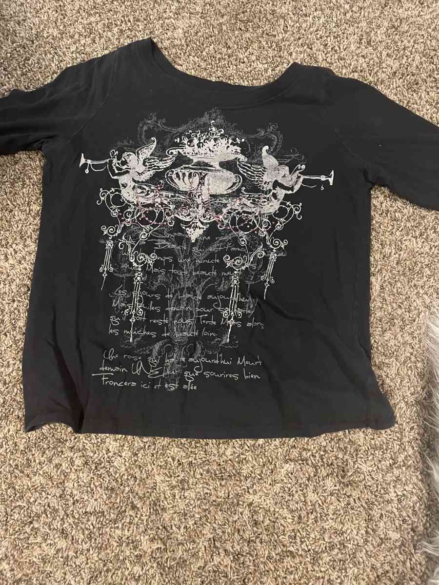 shirts - Fresno, California - FleaMarketBay