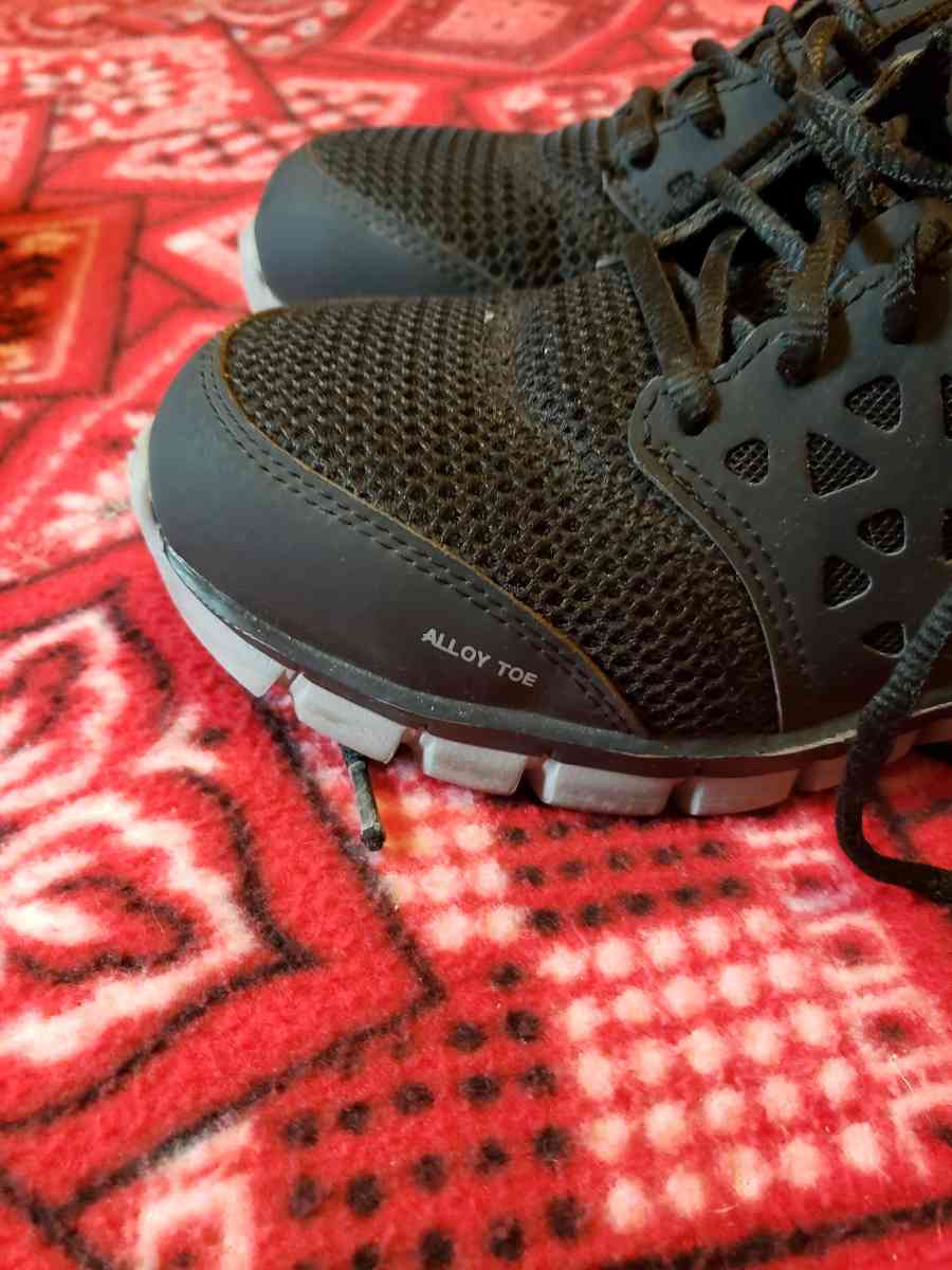 Reebok Sublite Memory Foam Tennis Shoes - Perryville, Missouri - FleaMarketBay