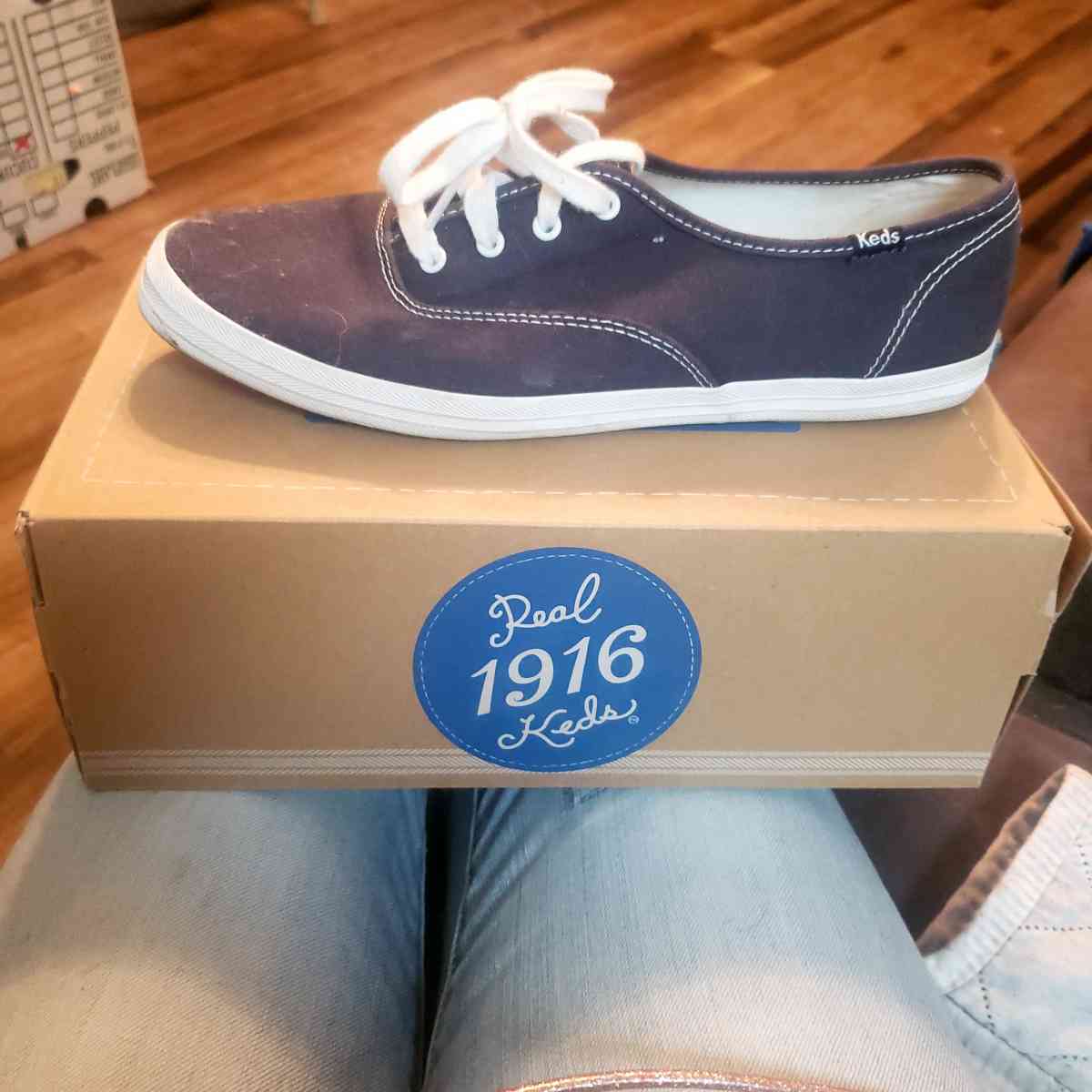 Womans Keds Sneakers