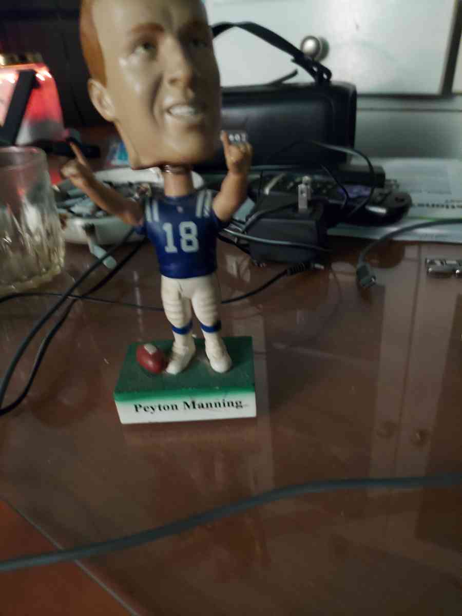Peyton manning bobble heads - Frankfort, Indiana