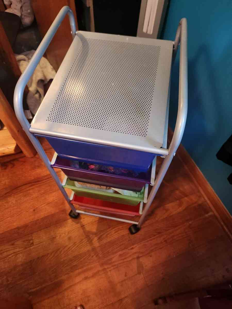 storage containers - Fancy Gap, Virginia - FleaMarketBay