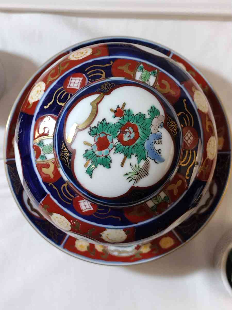 1970s Gold Imari Petite Porcelain Hand Painted Ginger Jar - Aurora, Colorado - FleaMarketBay