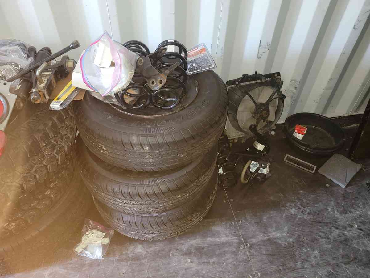 tools - Alicia, Arkansas - FleaMarketBay