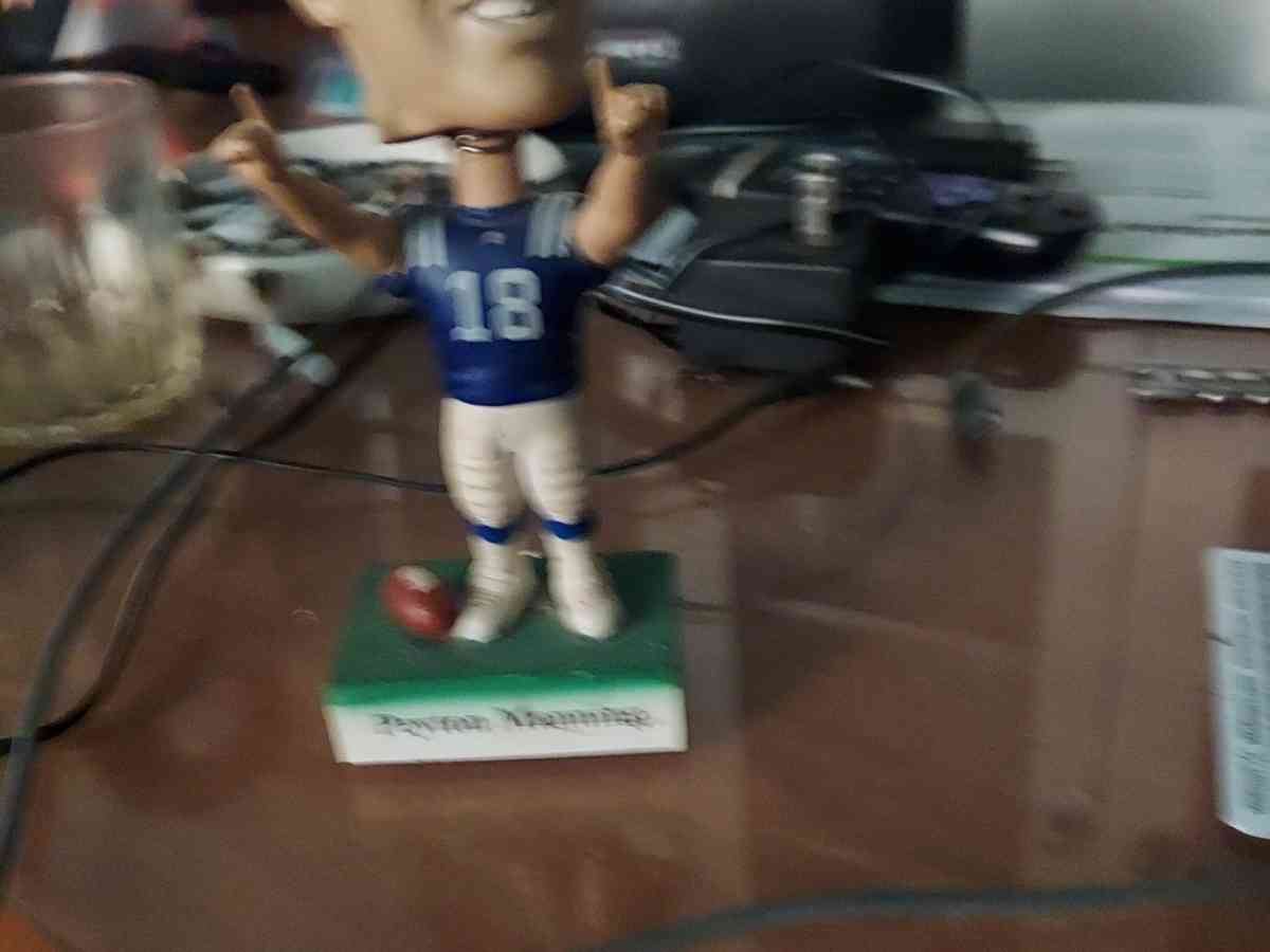 Peyton manning bobble heads - Frankfort, Indiana - FleaMarketBay