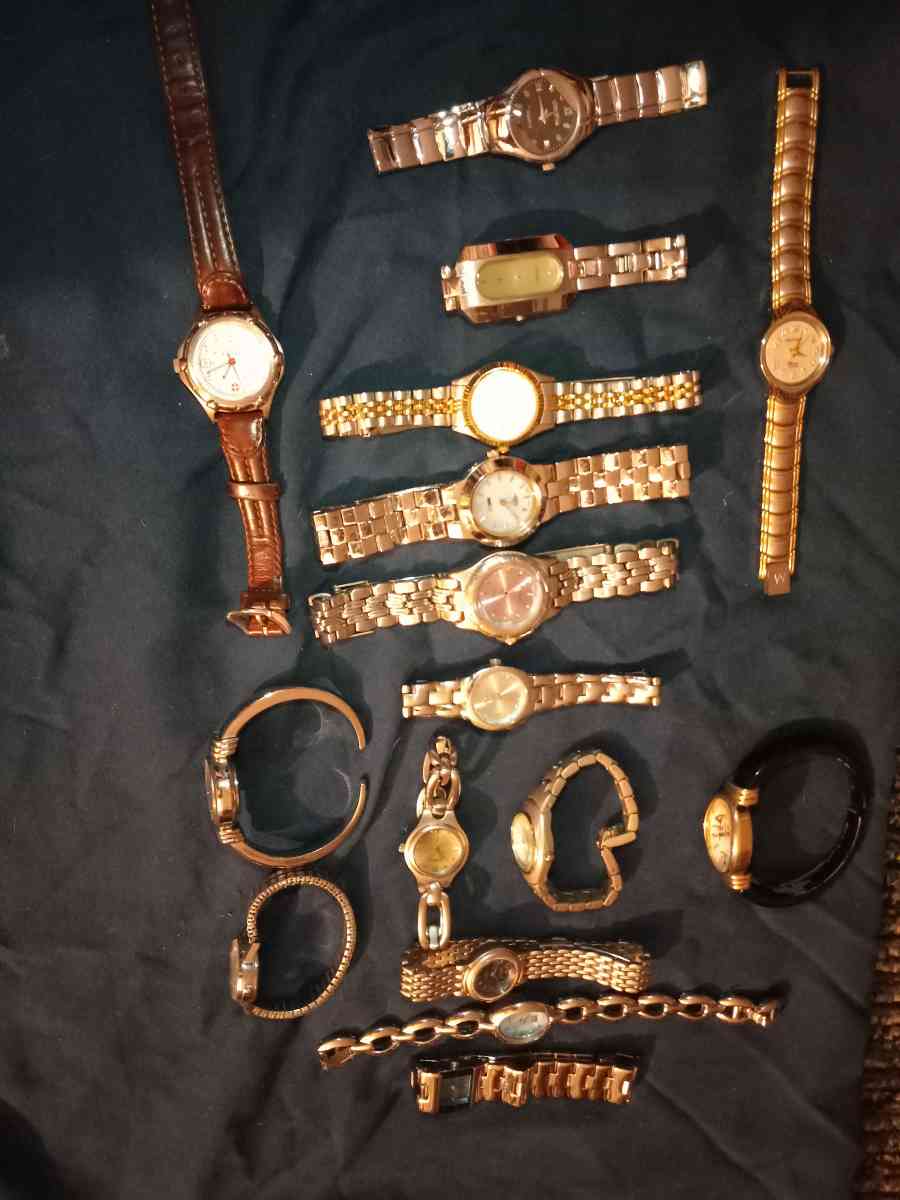 lot watch - Adamsville, Ohio - FleaMarketBay