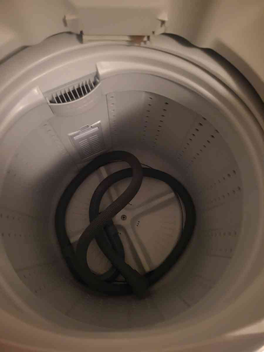 HAEIR GIANT SIZE PORTABLE WASHING MACHINE - San Francisco, California - FleaMarketBay