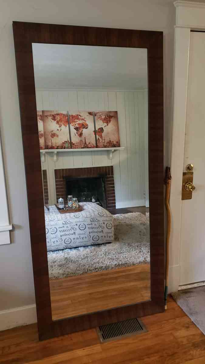 Mirror - Nashville, Tennessee