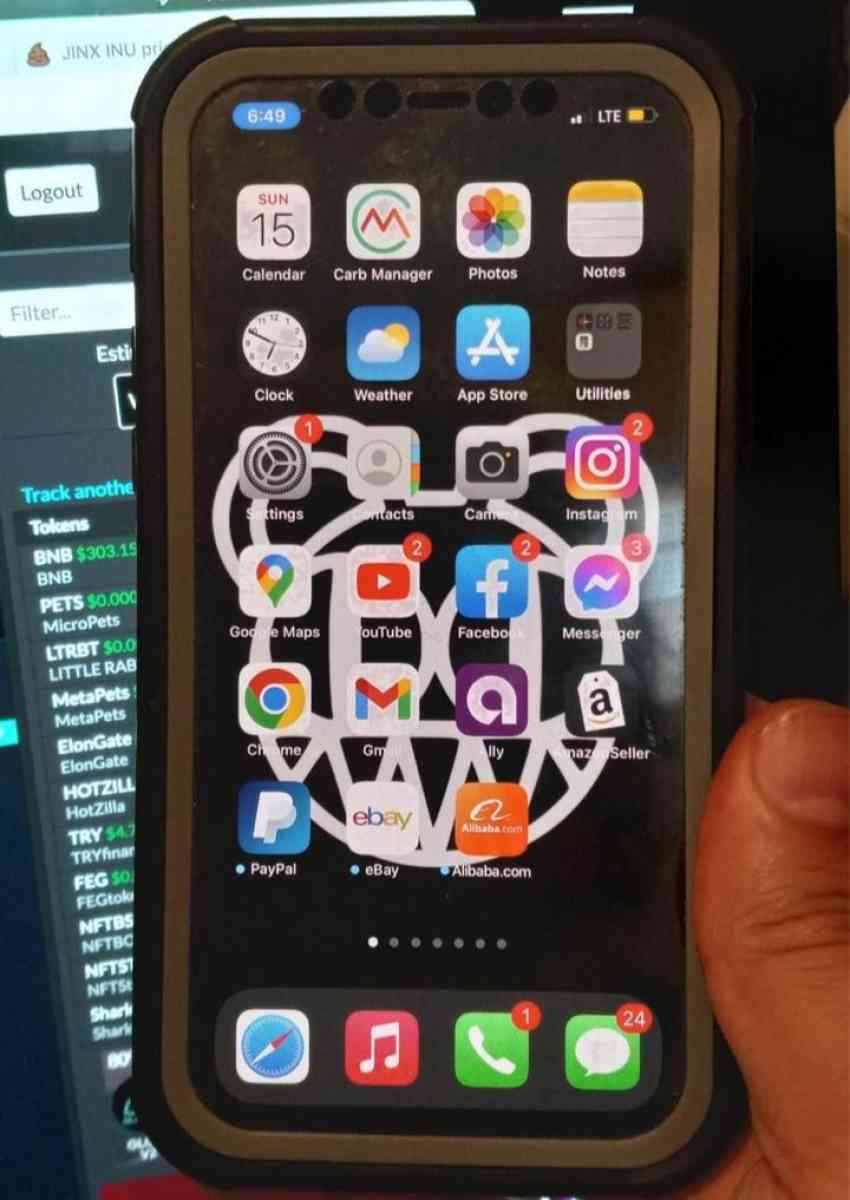 iphone 12 - Los Angeles, California