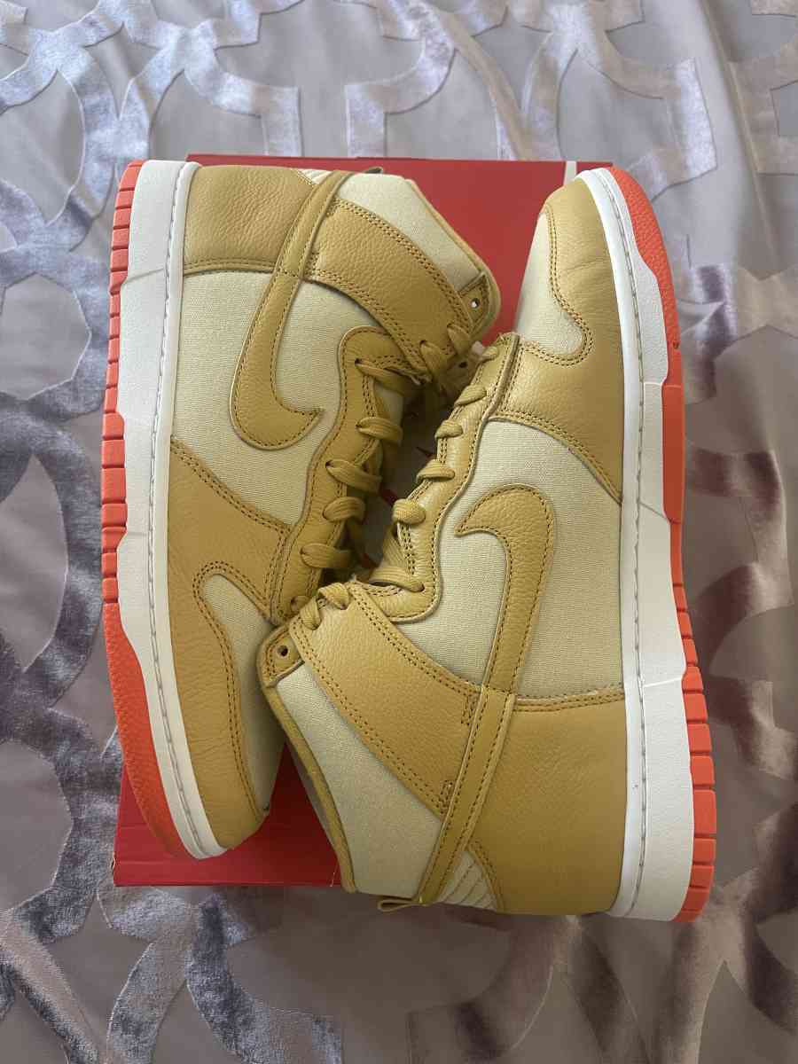 Nike Dunk  HI Retro PRM - San Diego, California - FleaMarketBay