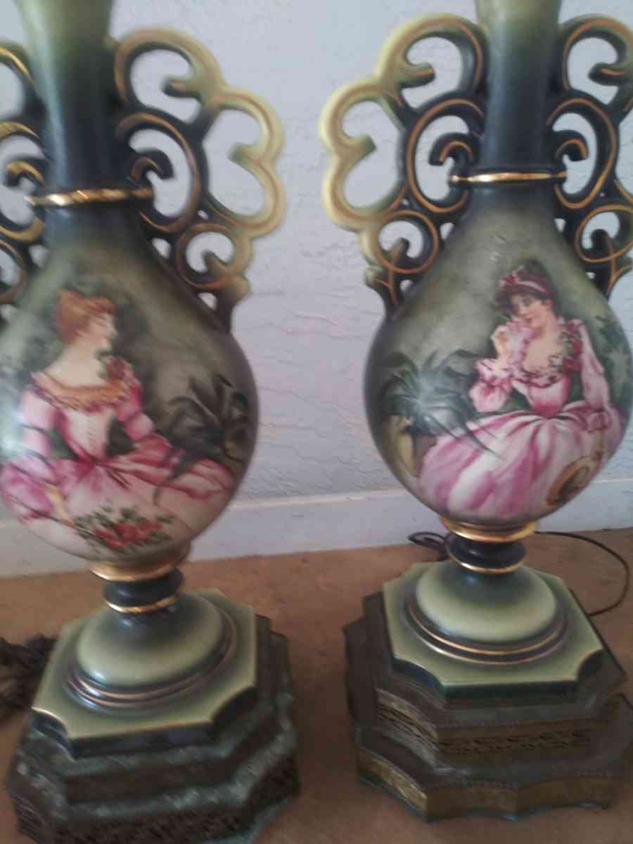 French Porcelain Urn Lamps - Spring Hill, Florida - FleaMarketBay