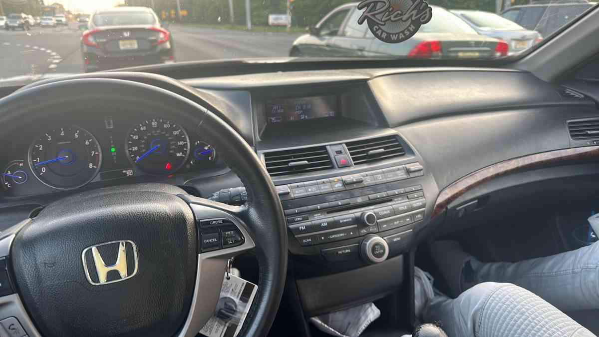 2011 Honda Crosstour exl - New York, New York - FleaMarketBay