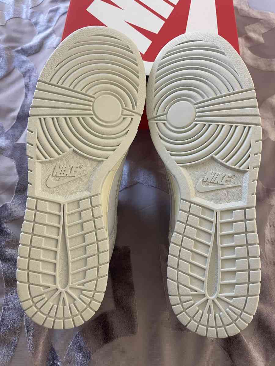 Nike Dunk Low Retro - San Diego, California - FleaMarketBay