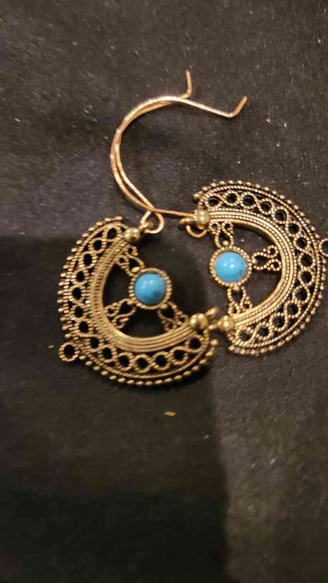 Jade Native American Earings - Hawley, Pennsylvania - FleaMarketBay