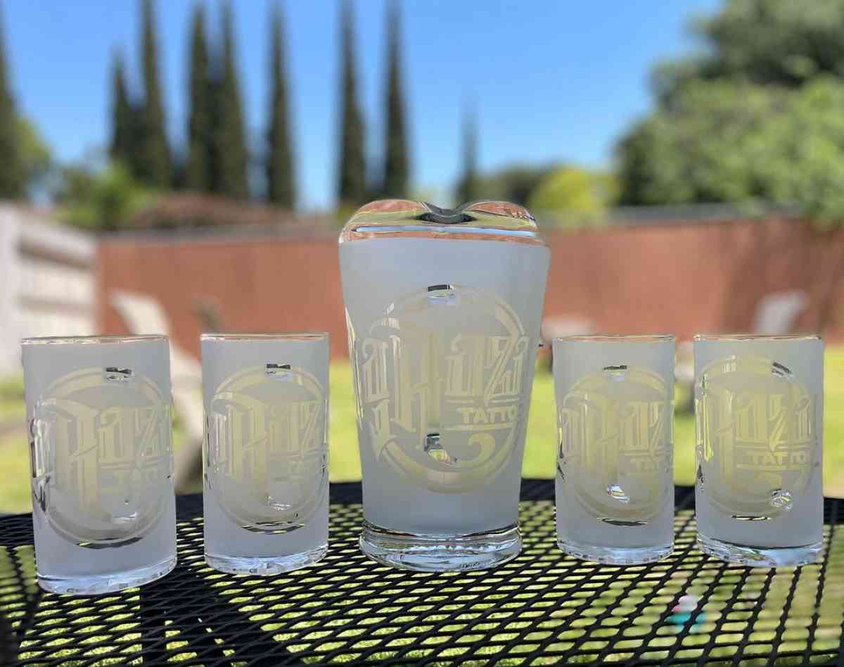 Custom Pitcher sets - Escondido, California - FleaMarketBay