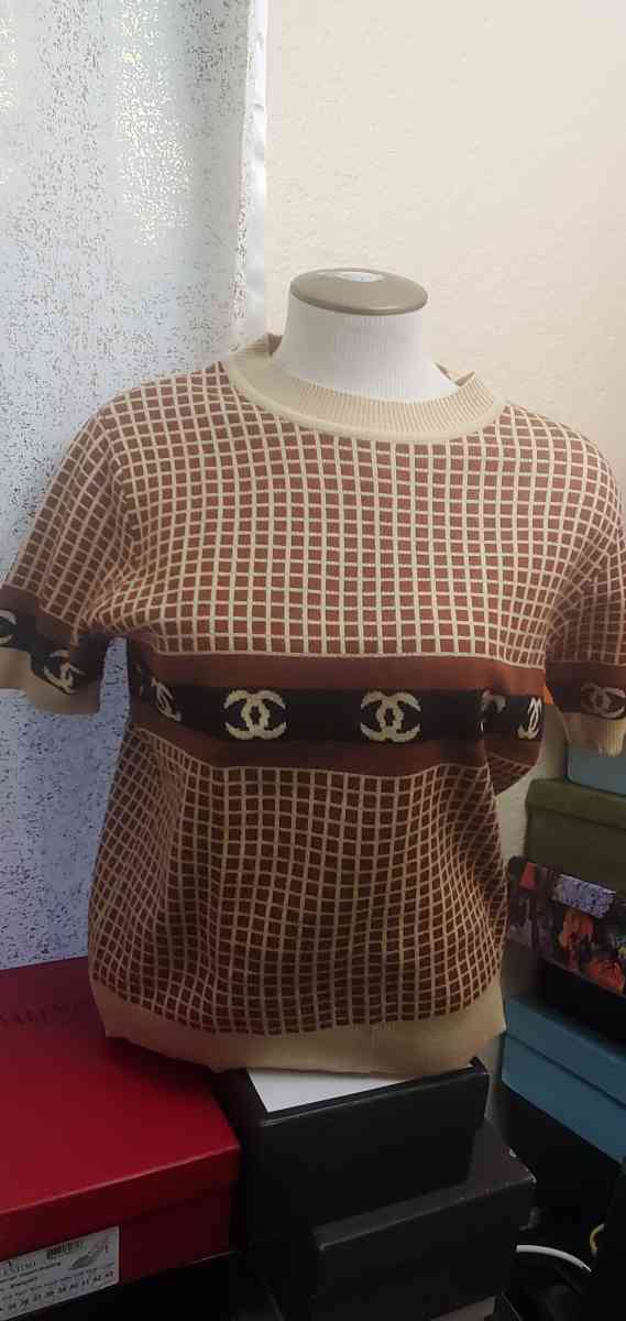 tshirts and blouses - Mission Hills, California - FleaMarketBay