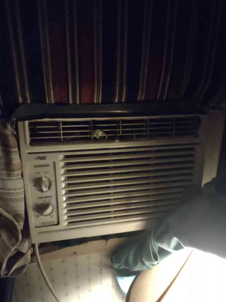 used 5000 btu window unit - Alicia, Arkansas