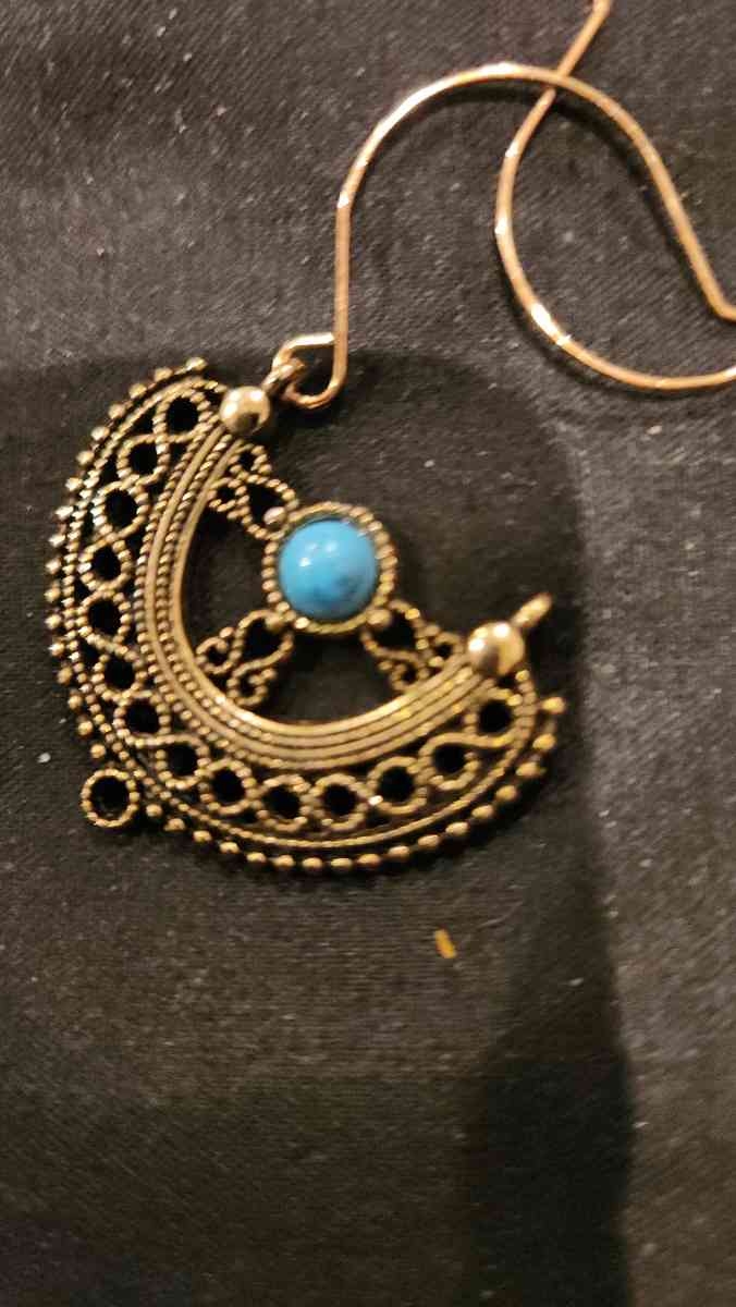 Jade Native American Earings - Hawley, Pennsylvania - FleaMarketBay