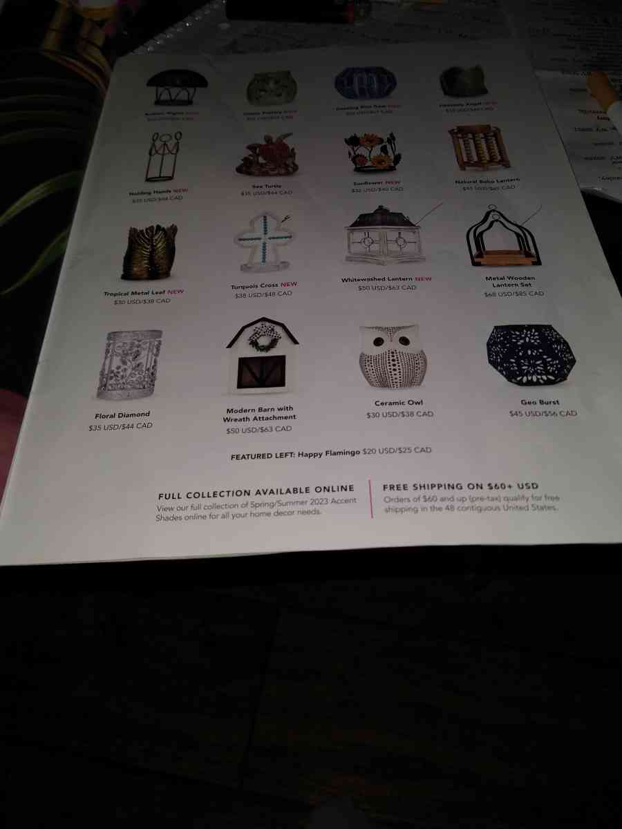 Sammi pot and wallhug - Cowen, West Virginia - FleaMarketBay