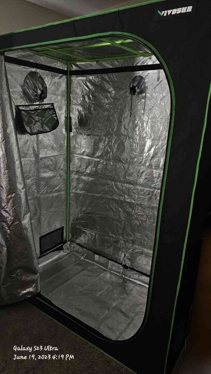 Full Indoor Grow Kit - Las Vegas, Nevada - FleaMarketBay