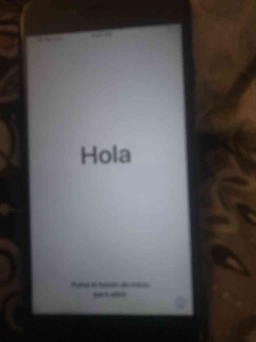 iPhone 7 32GB and unlocked and already reset and ready to go - Saint Peters, Missouri - FleaMarketBay