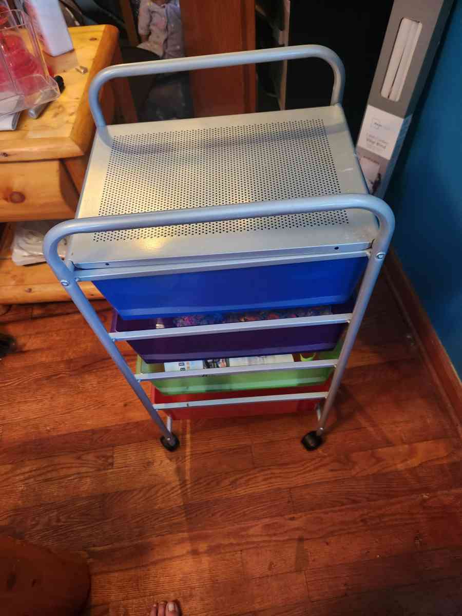 storage containers - Fancy Gap, Virginia - FleaMarketBay