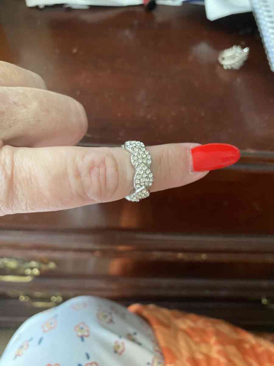 Beautiful womens rings - Claremont, California
