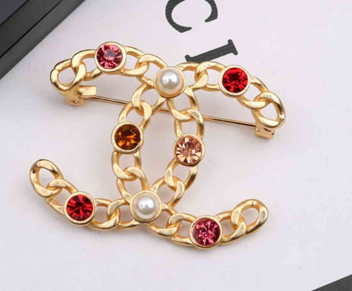 brooch cC pin - Mission Viejo, California - FleaMarketBay