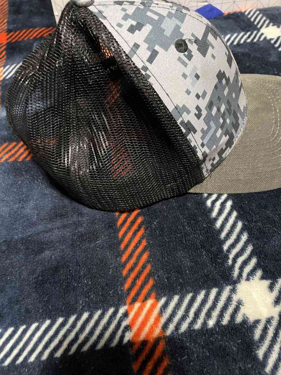 ariat hat - Summit Argo, Illinois - FleaMarketBay