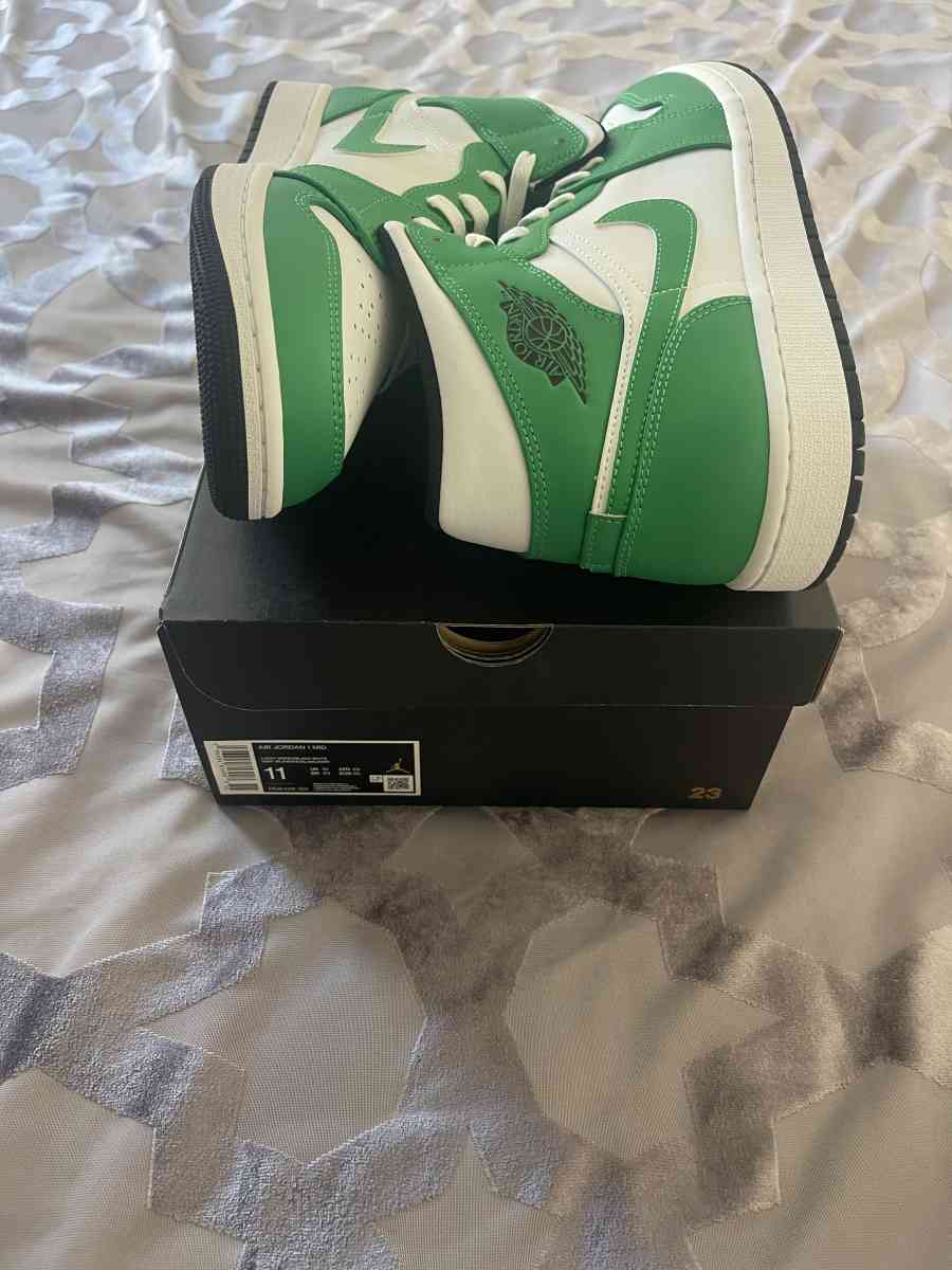 Air Jordan 1 Mid - San Diego, California