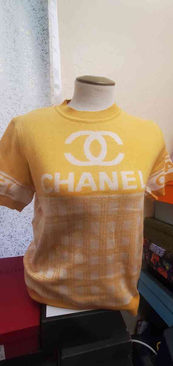 shirts and blouse - Mission Viejo, California - FleaMarketBay