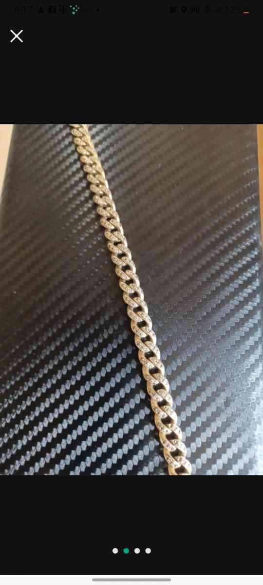 Gold bracelet - Chicago, Illinois - FleaMarketBay