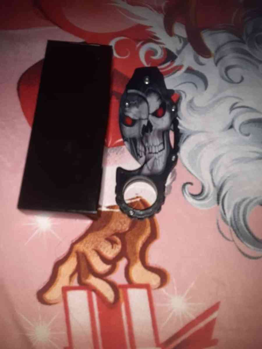 Brand New Skull Knife With Box - Indianapolis, Indiana