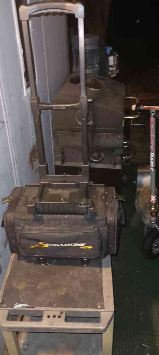 BrightLine Portable Folding Rolling Cart - Manteno, Illinois - FleaMarketBay