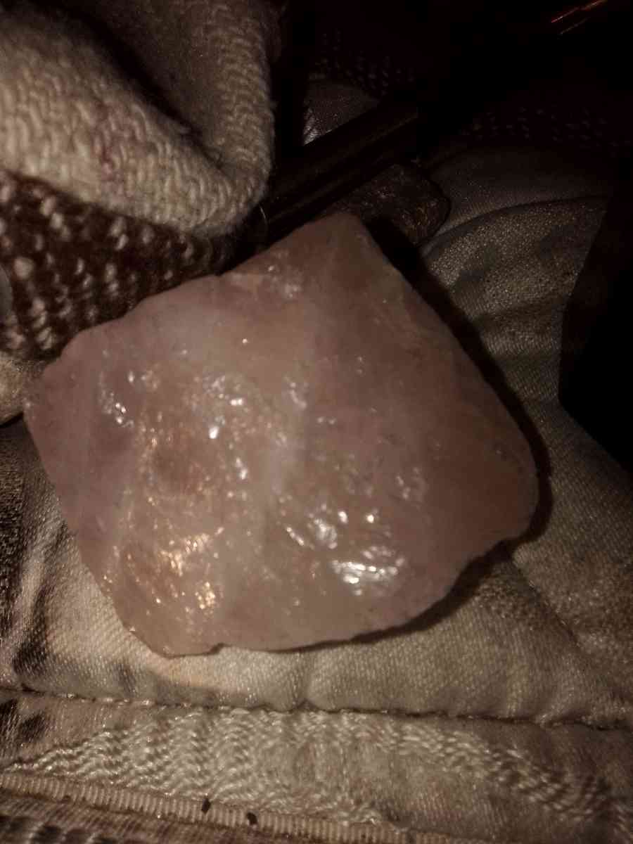 Rose quartz - Salinas, California - FleaMarketBay