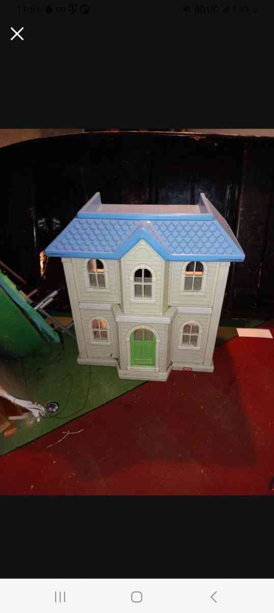 XXL dollhouse