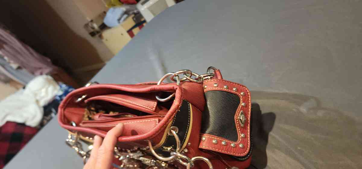 purse - Kokomo, Indiana - FleaMarketBay