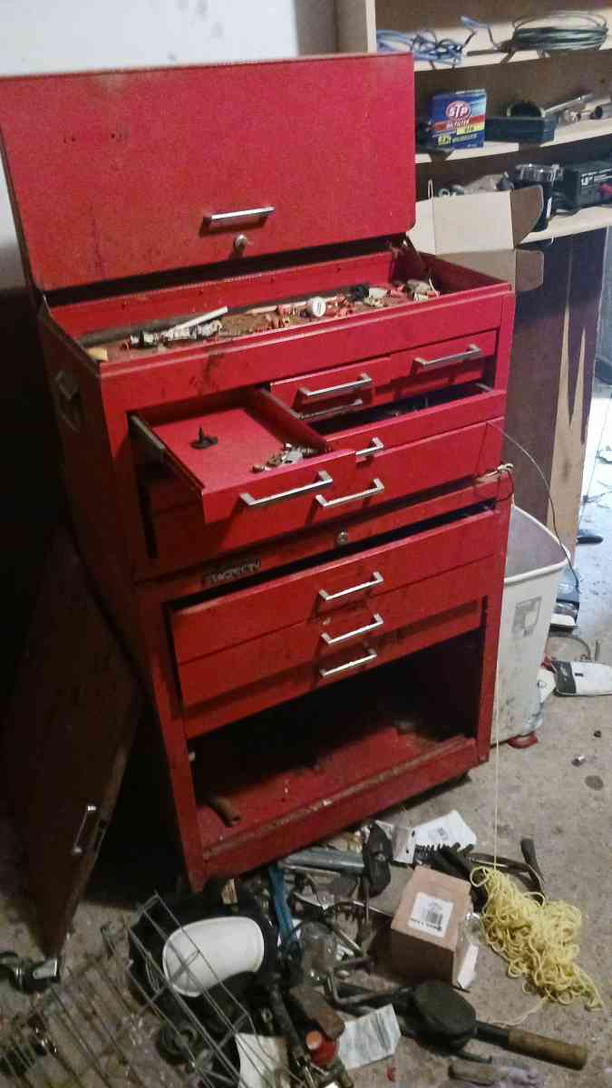 toolbox air compressor with 50 ft hose generator chainsaw