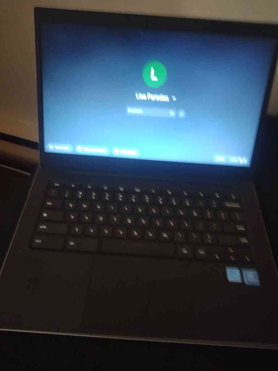 Samsung Galaxy google Chromebook go 5G - Sicklerville, New Jersey - FleaMarketBay