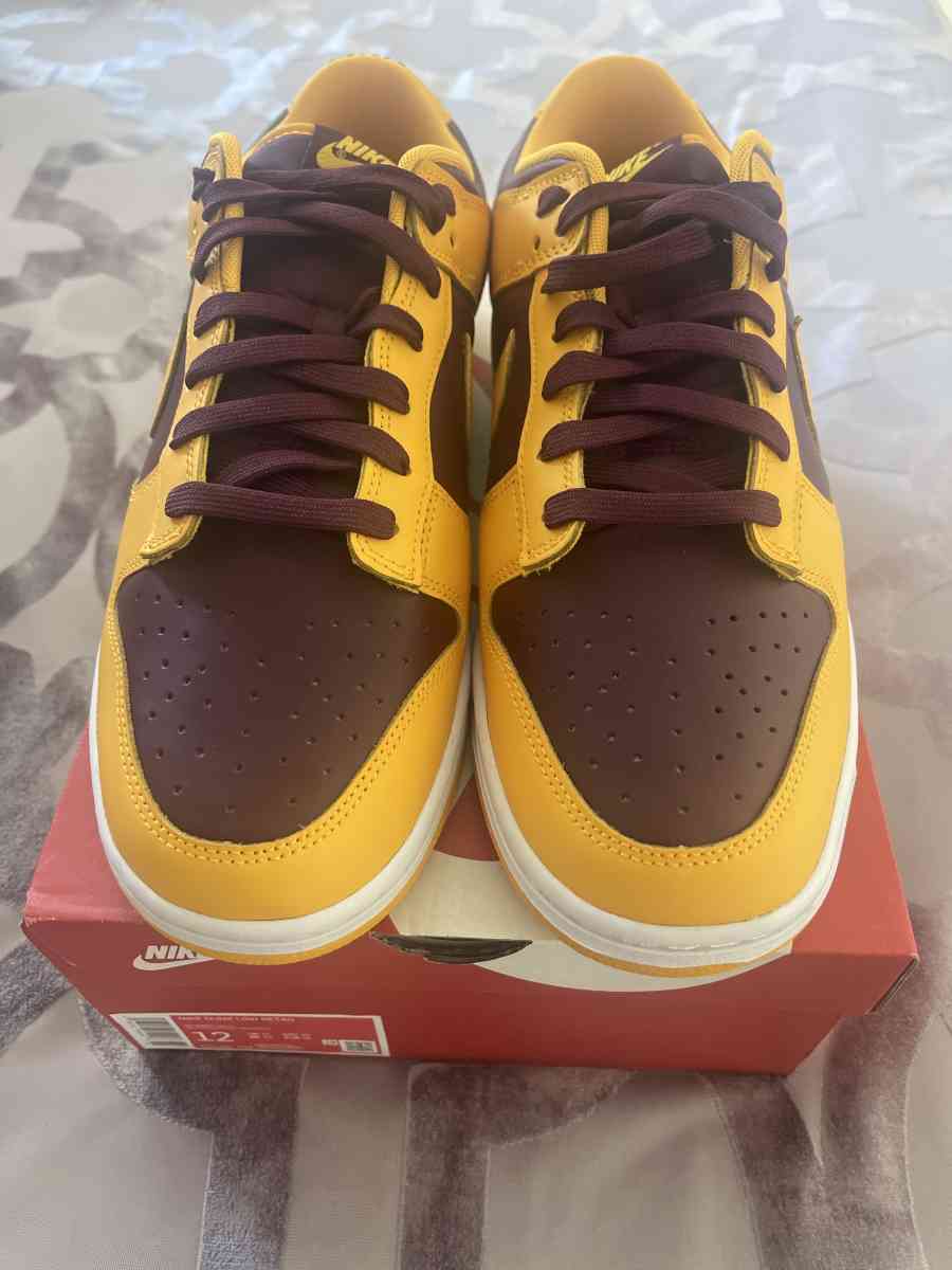 Nike Dunk Low Retro - San Diego, California - FleaMarketBay