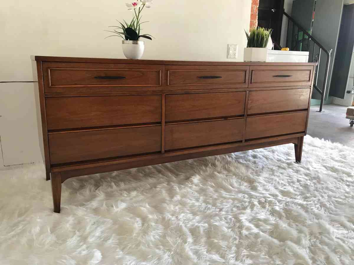 mid century long dresser - El Monte, California