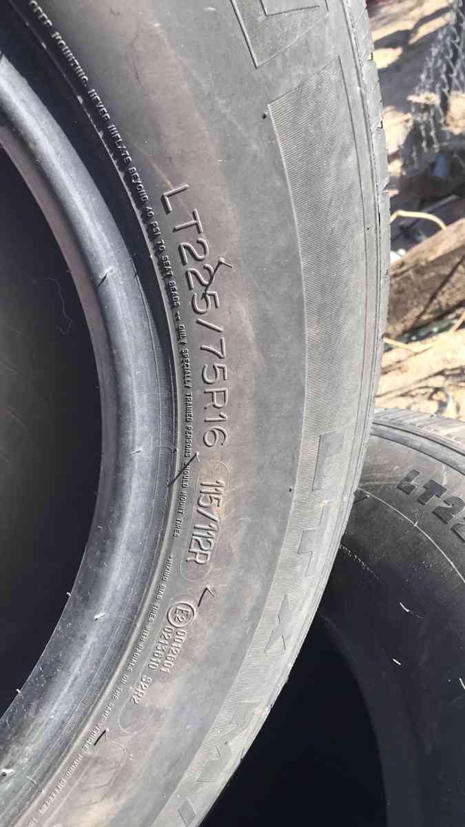Tires - Yucca Valley, California - FleaMarketBay