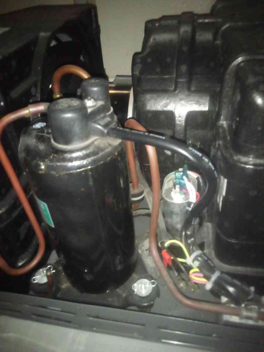 advent ductless Air conditioner and ceiling fan hook up - Saint Louis, Missouri - FleaMarketBay