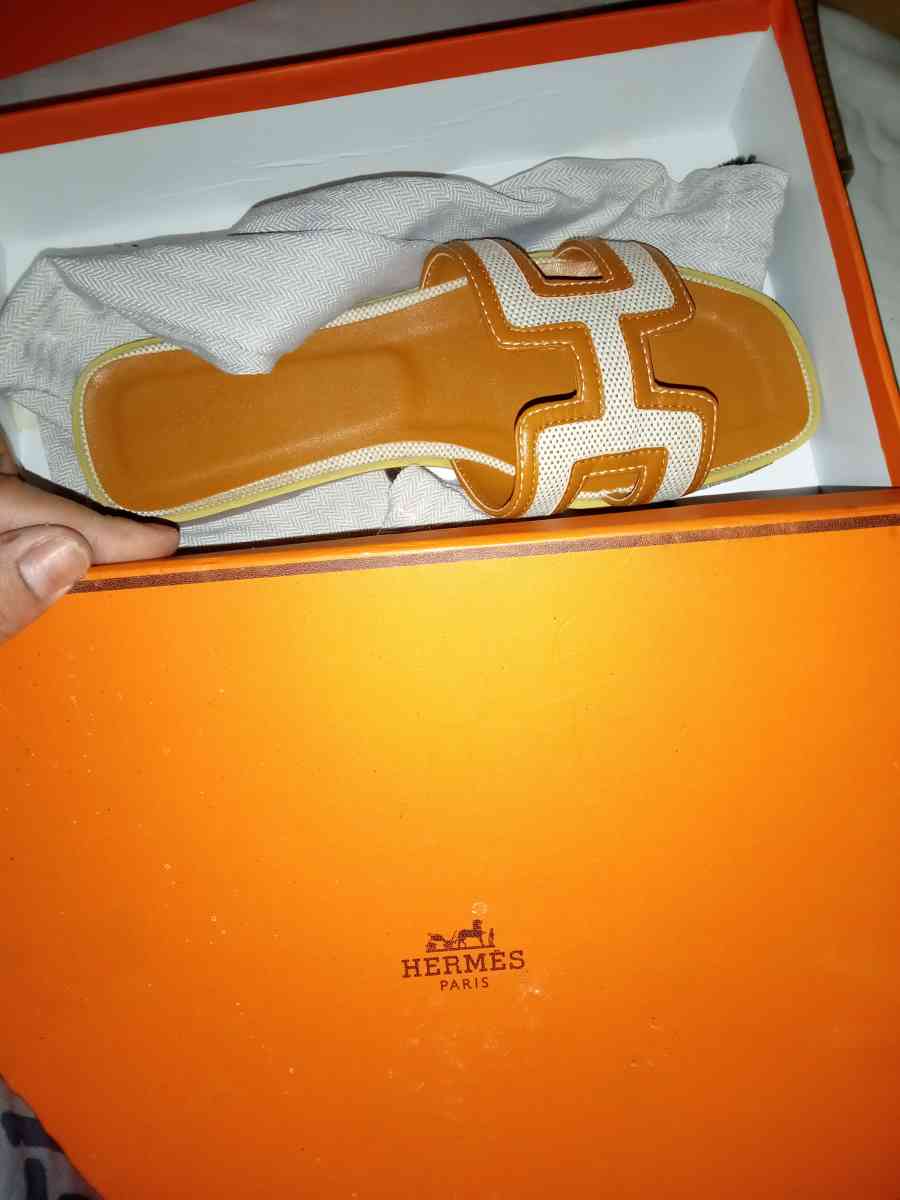Hermes sandals