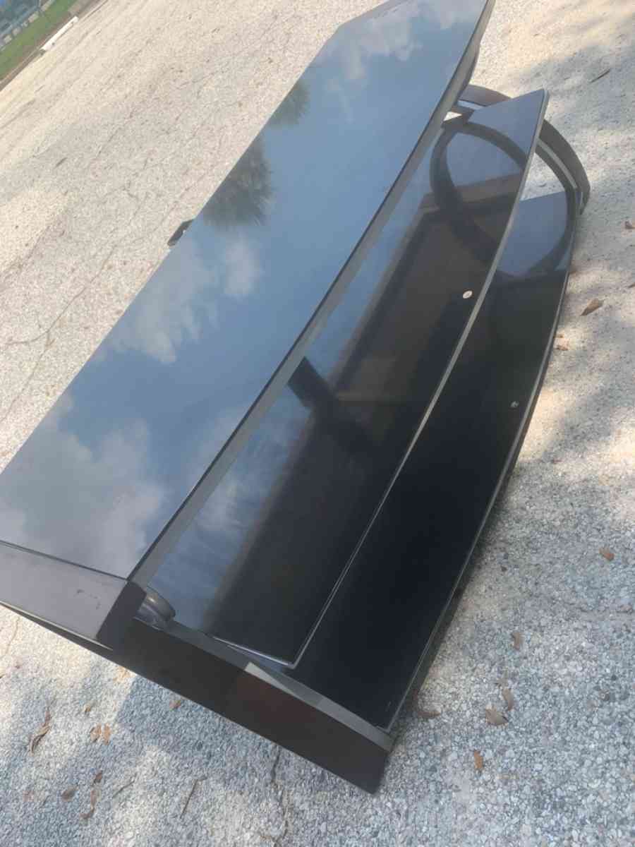 Table - Haines City, Florida