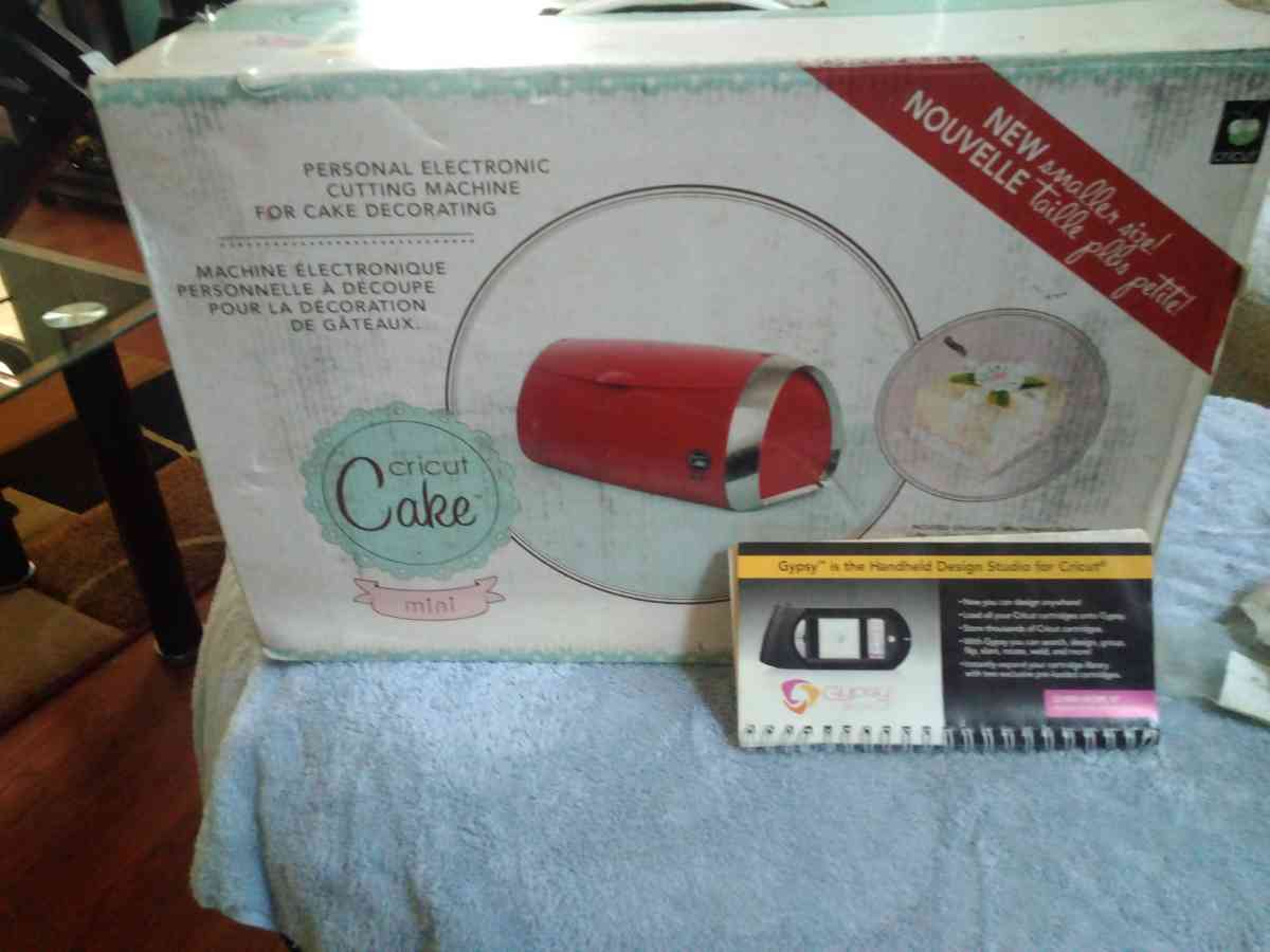 cricut cake mini - Saint Louis, Missouri