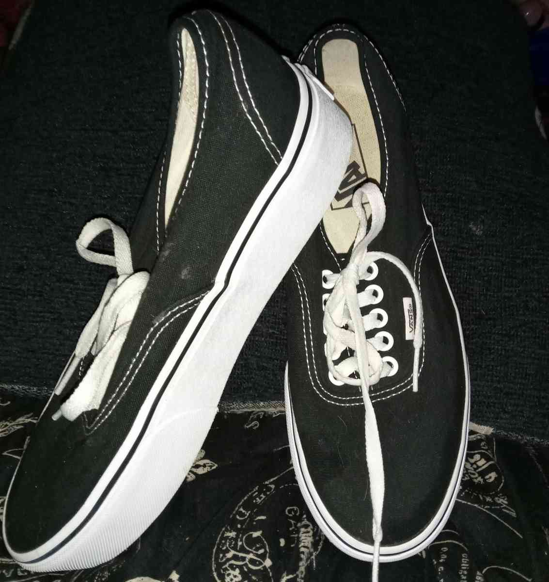 Navy and white off the wall Unisex Vans - Akron, Ohio - FleaMarketBay