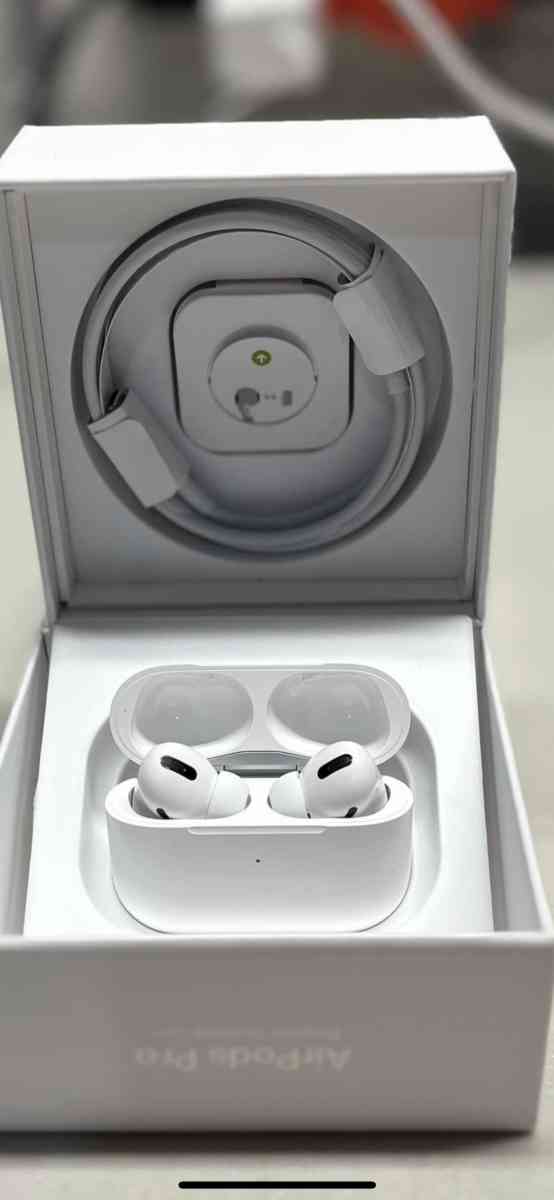 Apple AirPods Pro - South River, New Jersey - FleaMarketBay