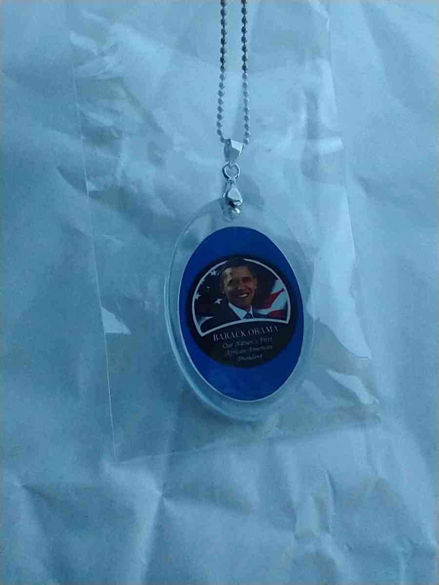 Barack Obama Blue Necklace - Garland, Texas - FleaMarketBay