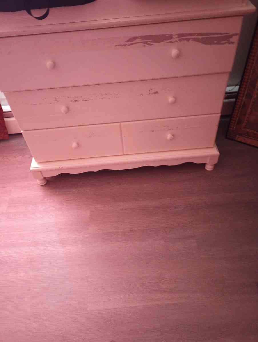 two bedroom apartment everything must go 2000 for everything - Lebanon, Ohio - FleaMarketBay