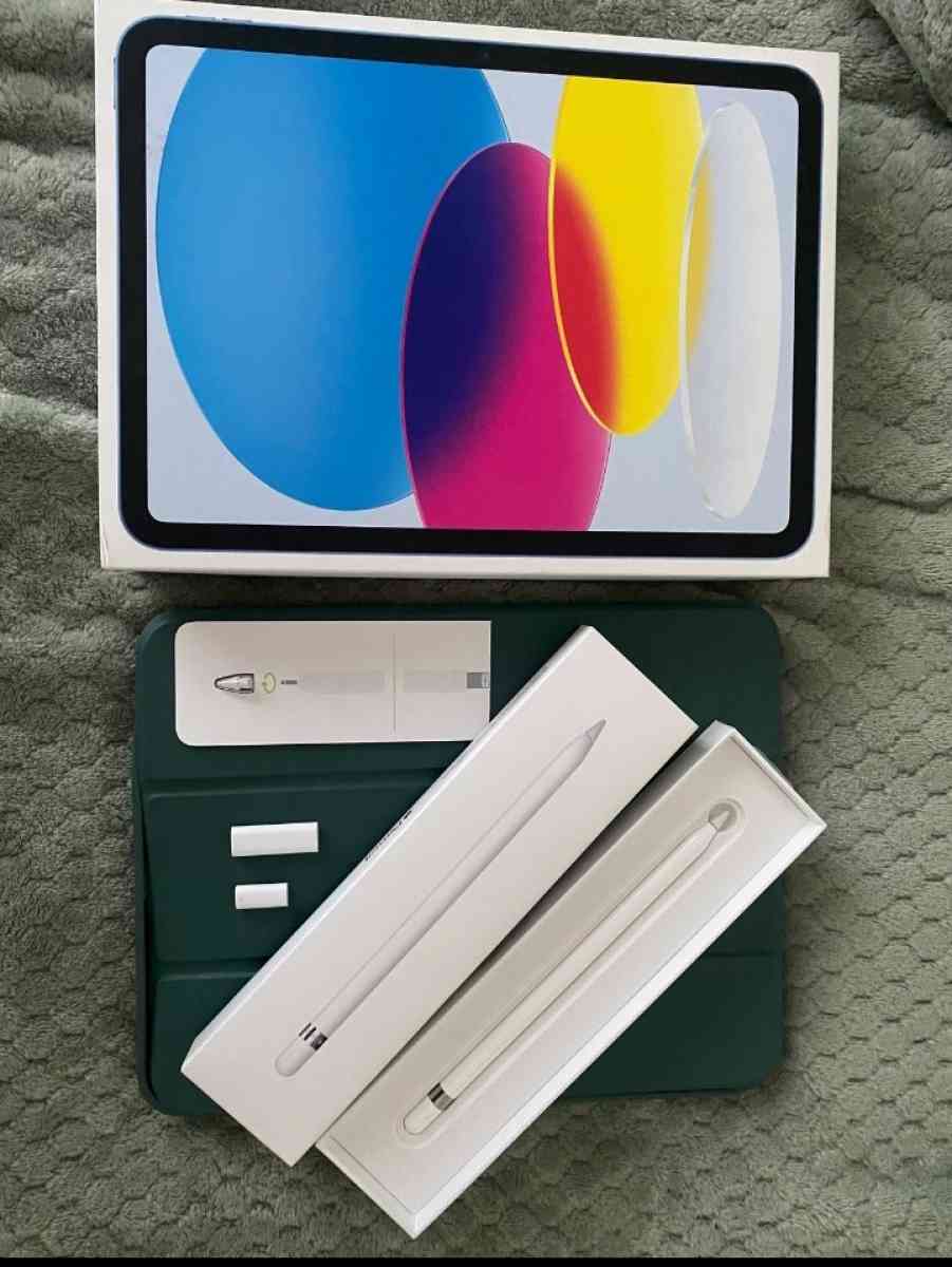 ipad 10th  gen - Houston, Texas - FleaMarketBay